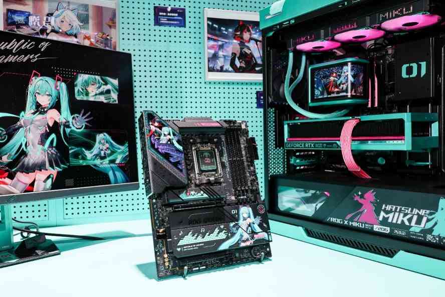 ROG游戏展台引爆BW2025 初音未来联名主板登场