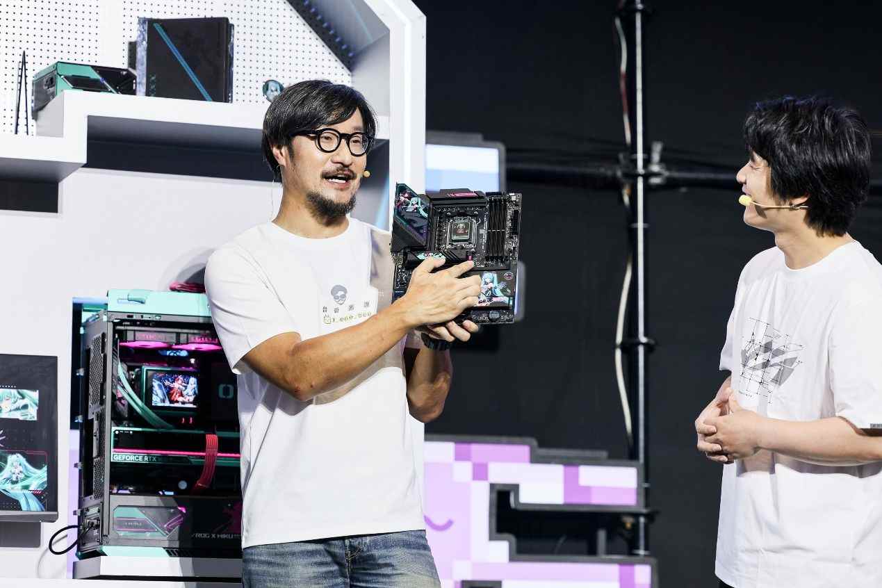 ROG游戏展台引爆BW2025 初音未来联名主板登场