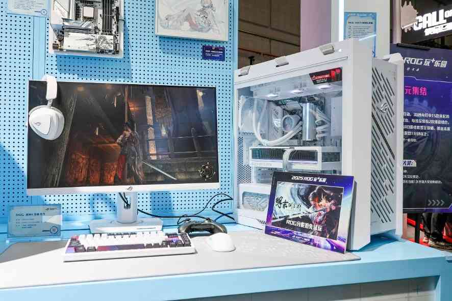 ROG玩+乐园IP联动引爆二次元狂潮 高颜值电竞装备畅玩新体验